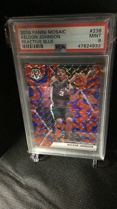 2019 Panini Mosaic 238 Keldon Johnson Reactive Blue PSA 9