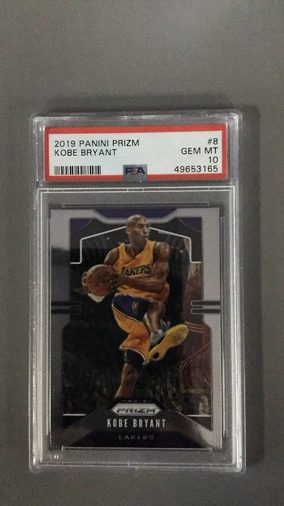 2019 Panini Prizm 8 Kobe Bryant PSA 10