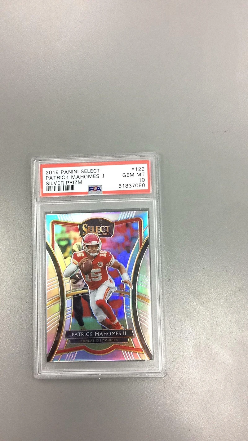 2019 Panini Select 129 Patrick Mahomes Ii Silver Prizm PSA 10