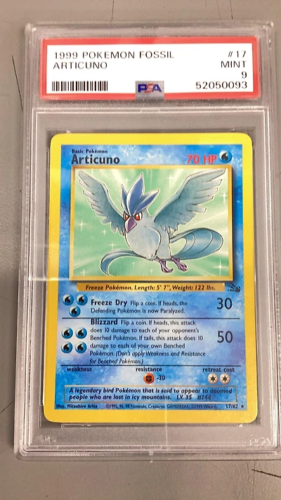 1999 Pokemon Fossil 17 Articuno PSA