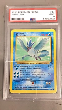 1999 Pokemon Fossil 17 Articuno PSA