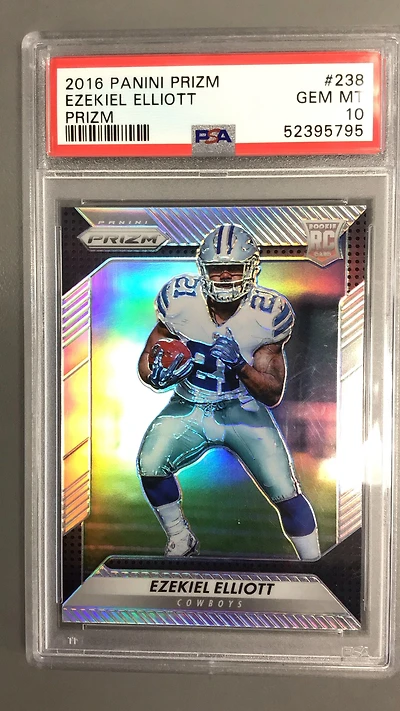 2016 Panini Prizm 238 Ezekiel Elliott Prizm PSA