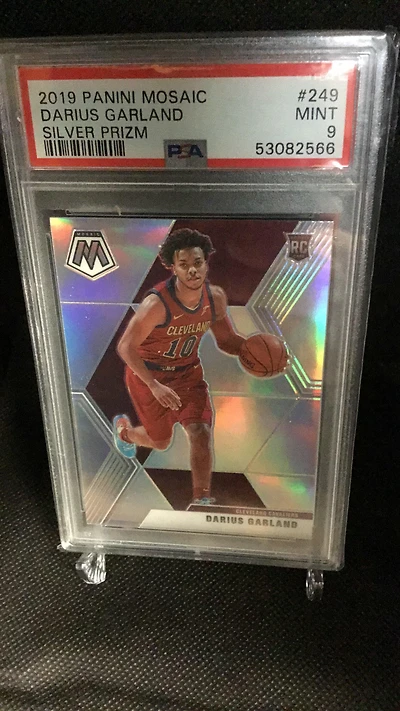 2019 Panini Mosaic Darius Garland Silver Prizm PSA 9