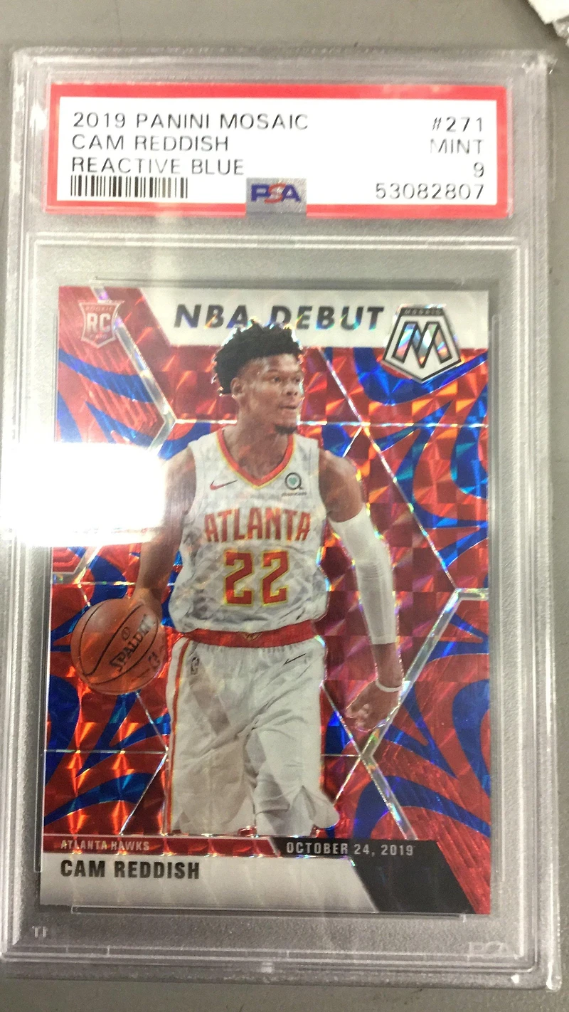 2019 Panini Mosaic Cam Reddish Reactive Blue PSA 9