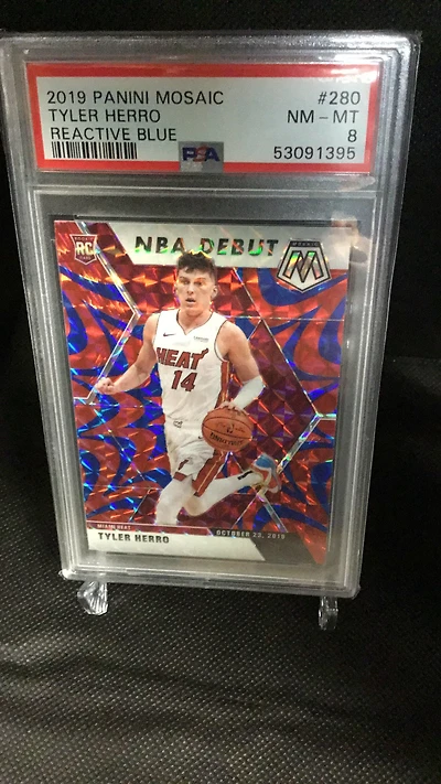 2019 Panini Mosaic 280 Tyler Herro Reactive Blue PSA