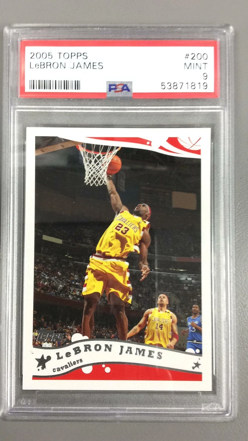 2005 Topps 200 Lebron James PSA