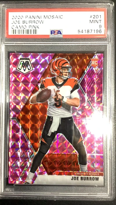 2020 Panini Mosaic 201 Joe Burrow Camo Pink PSA