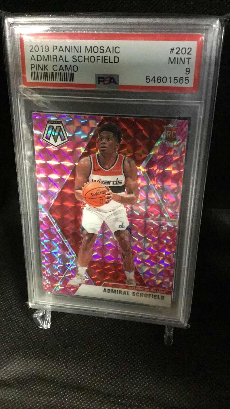 2019 Panini Mosaic 202 Admiral Schofield Pink Camo PSA 9