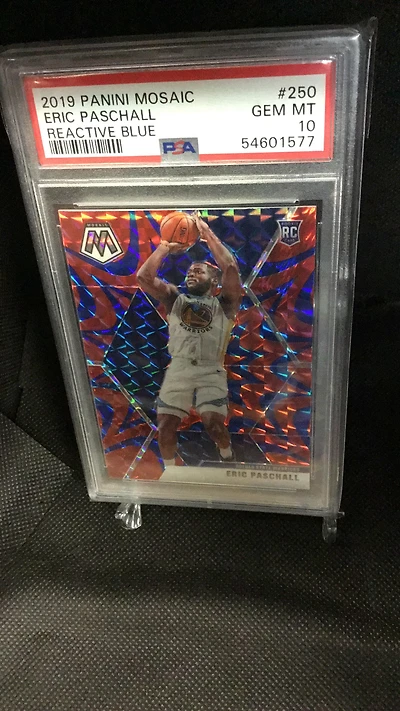 2019 Panini Mosaic 250 Eric Paschall Reactive Blue PSA