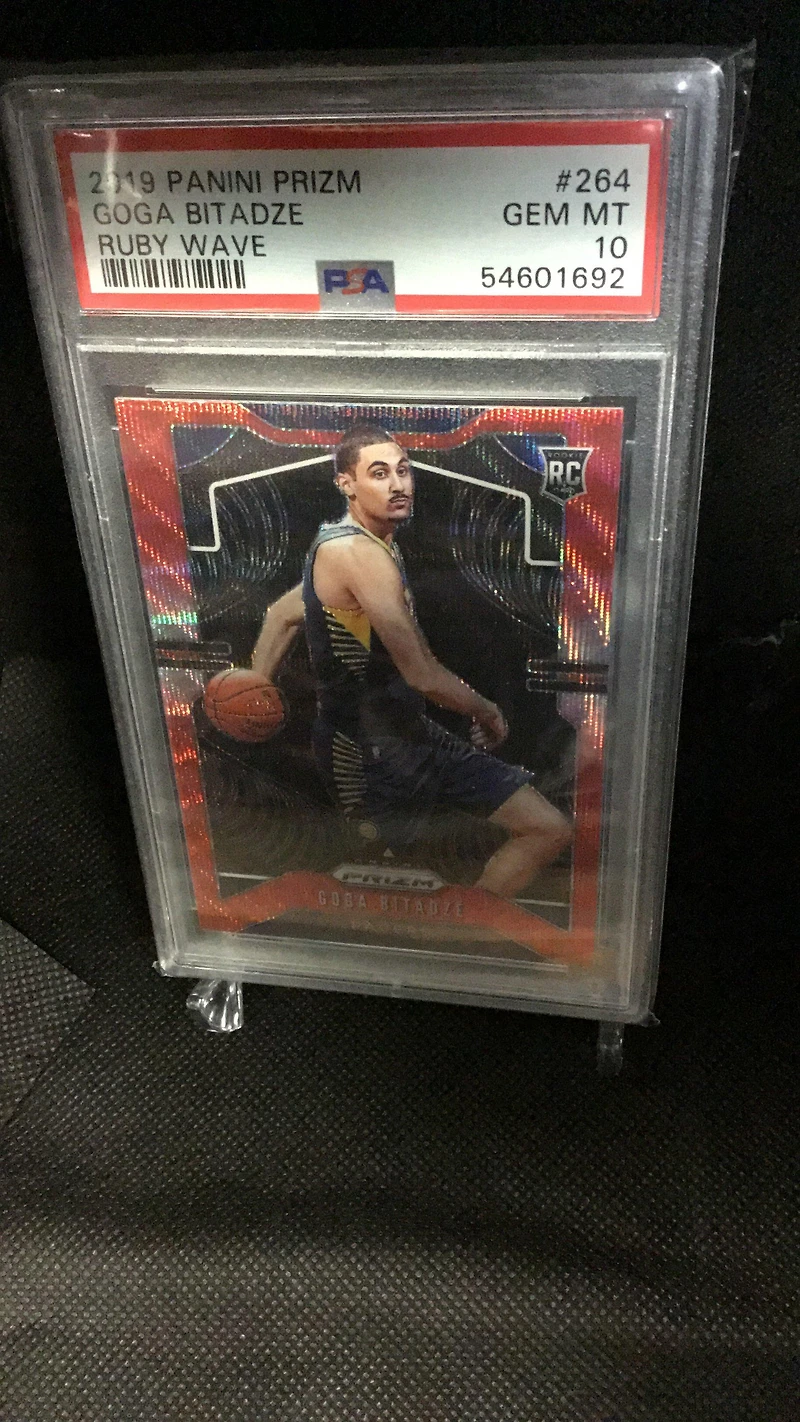 2019 Panini Prizm 264 Goga Bitadze Ruby Wave PSA 10