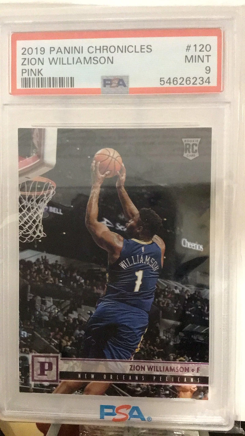 2019 Panini Chronicles 120 Zion Williamson Pink PSA 9