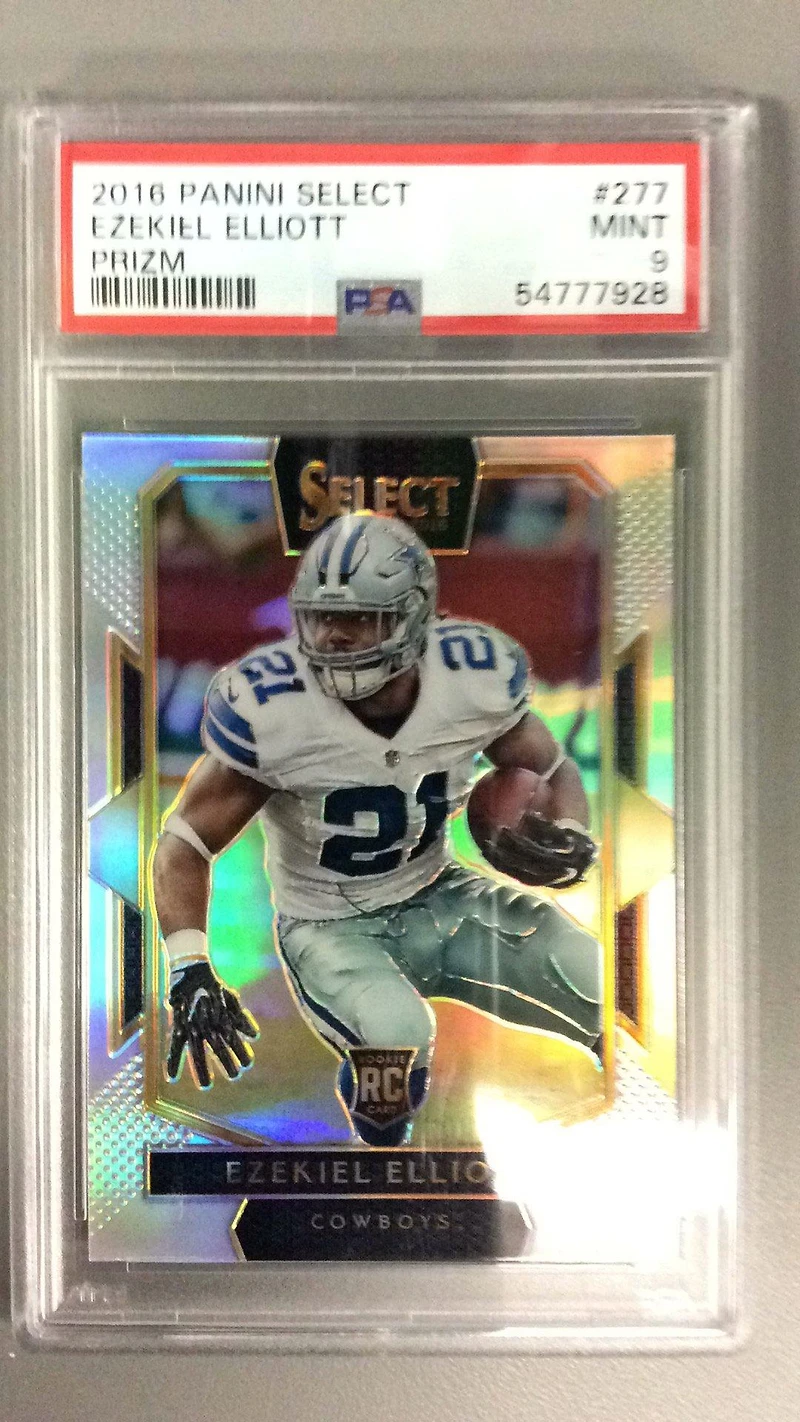 2016 Panini Select 277 Ezekiel Elliott Prizm PSA