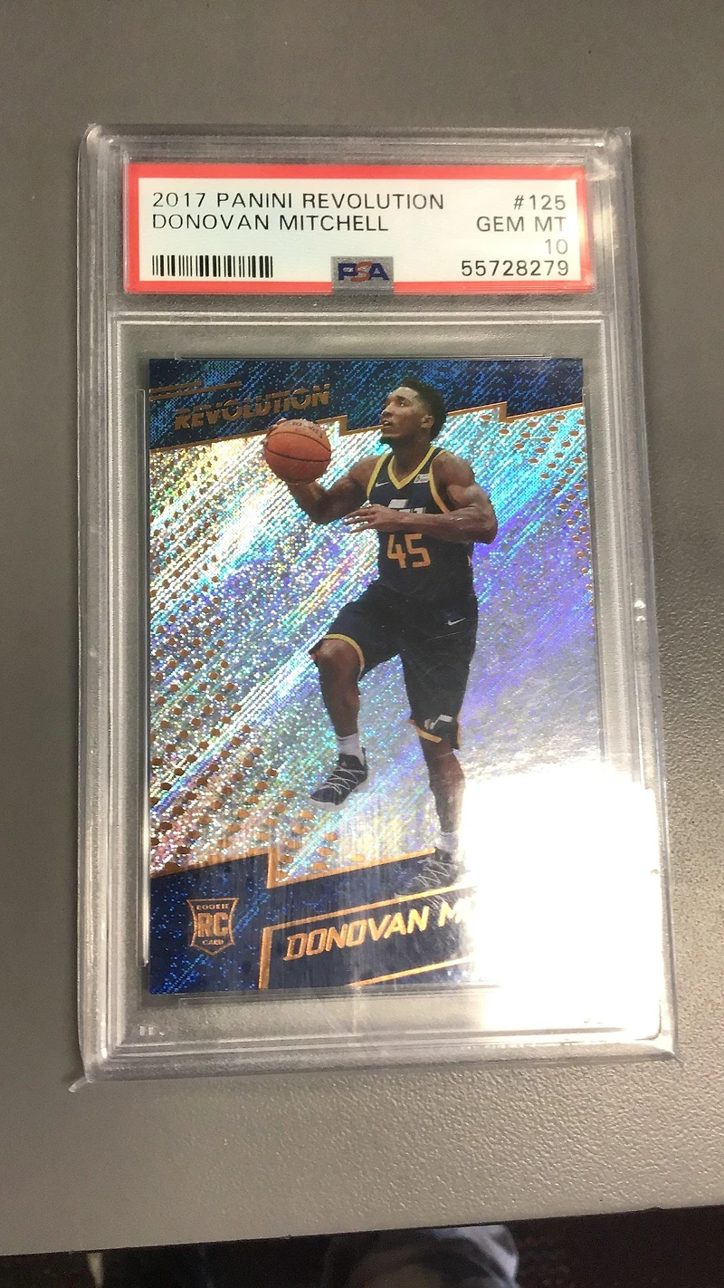 2017 Panini Revolution 125 Donovan Mitchell PSA 10