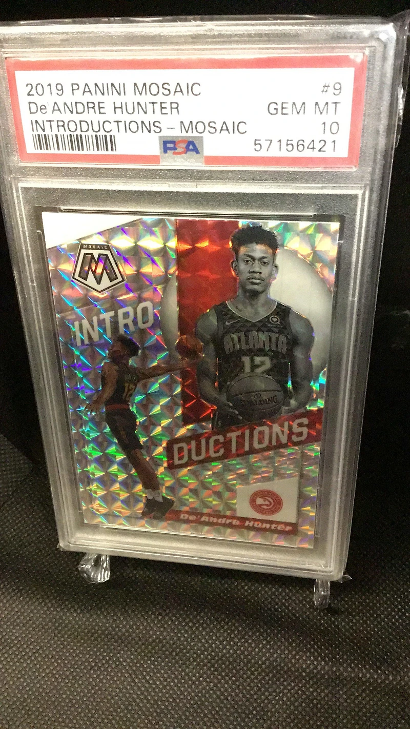 2019 Panini Mosaic Introductions 9 De'andre Hunter Mosaic PSA 10