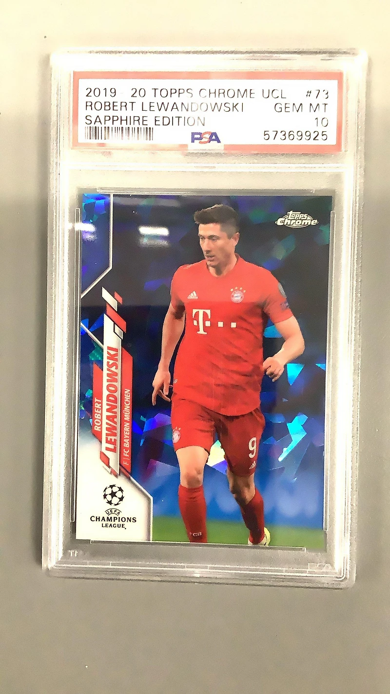 2019 Topps Chrome Uefa Champions League Sapphire Edition 73 Robert Lewandowski PSA 10