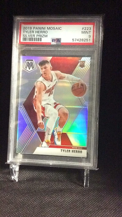 2019 Panini Mosaic 223 Tyler Herro Silver Prizm PSA 9
