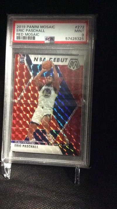 2019 Panini Mosaic 272 Eric Paschall Red Mosaic PSA 9