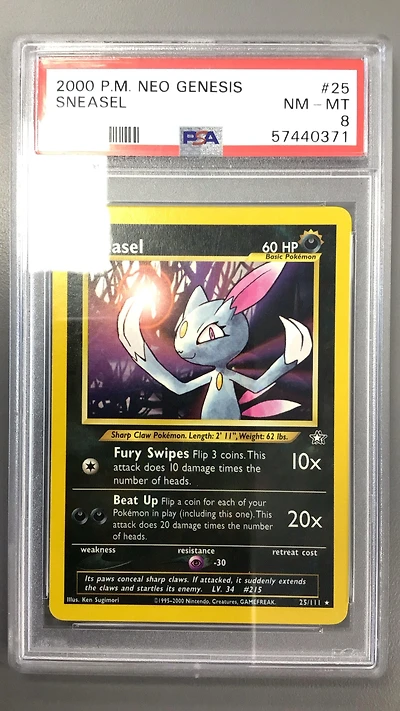 2000 Pokemon Neo Genesis 25 Sneasel PSA 8