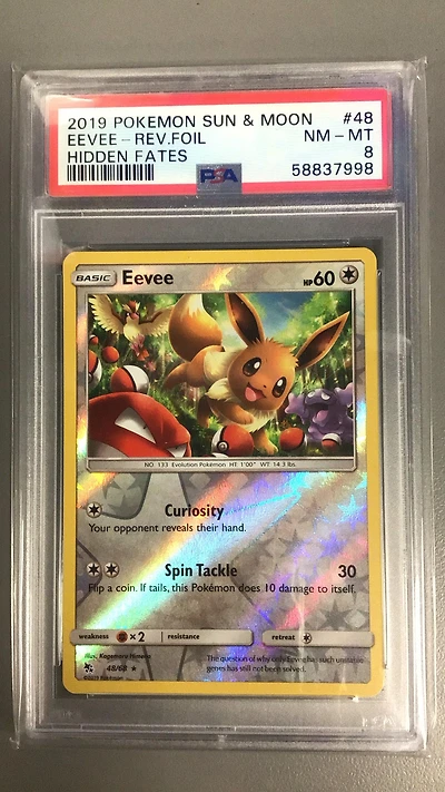 2019 Pokemon Sun & Moon Hidden Fates 48 Eevee-reverse Foil PSA 8