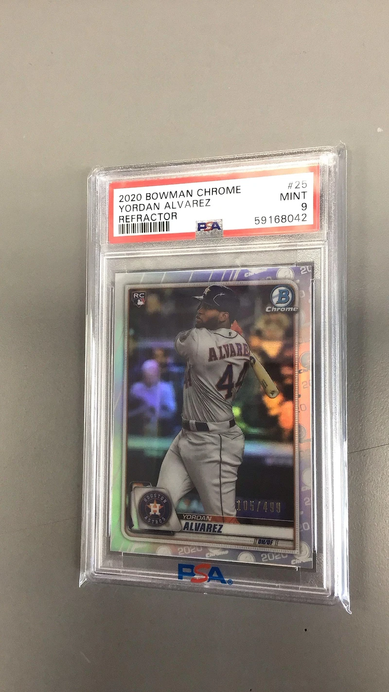 2020 Bowman Chrome 25 Yordan Alvarez Refractor PSA 9