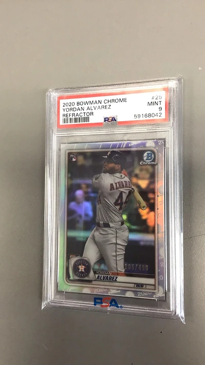 2020 Bowman Chrome 25 Yordan Alvarez Refractor PSA 9