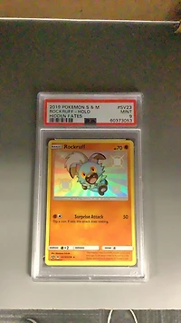 2019 Pokemon Sun & Moon Hidden Fates Sv23 Rockruff-holo PSA 9