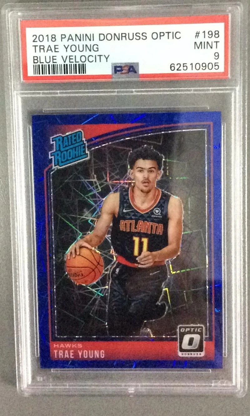 2018 Panini Donruss Optic 198 Trae Young Blue Velocity PSA 9