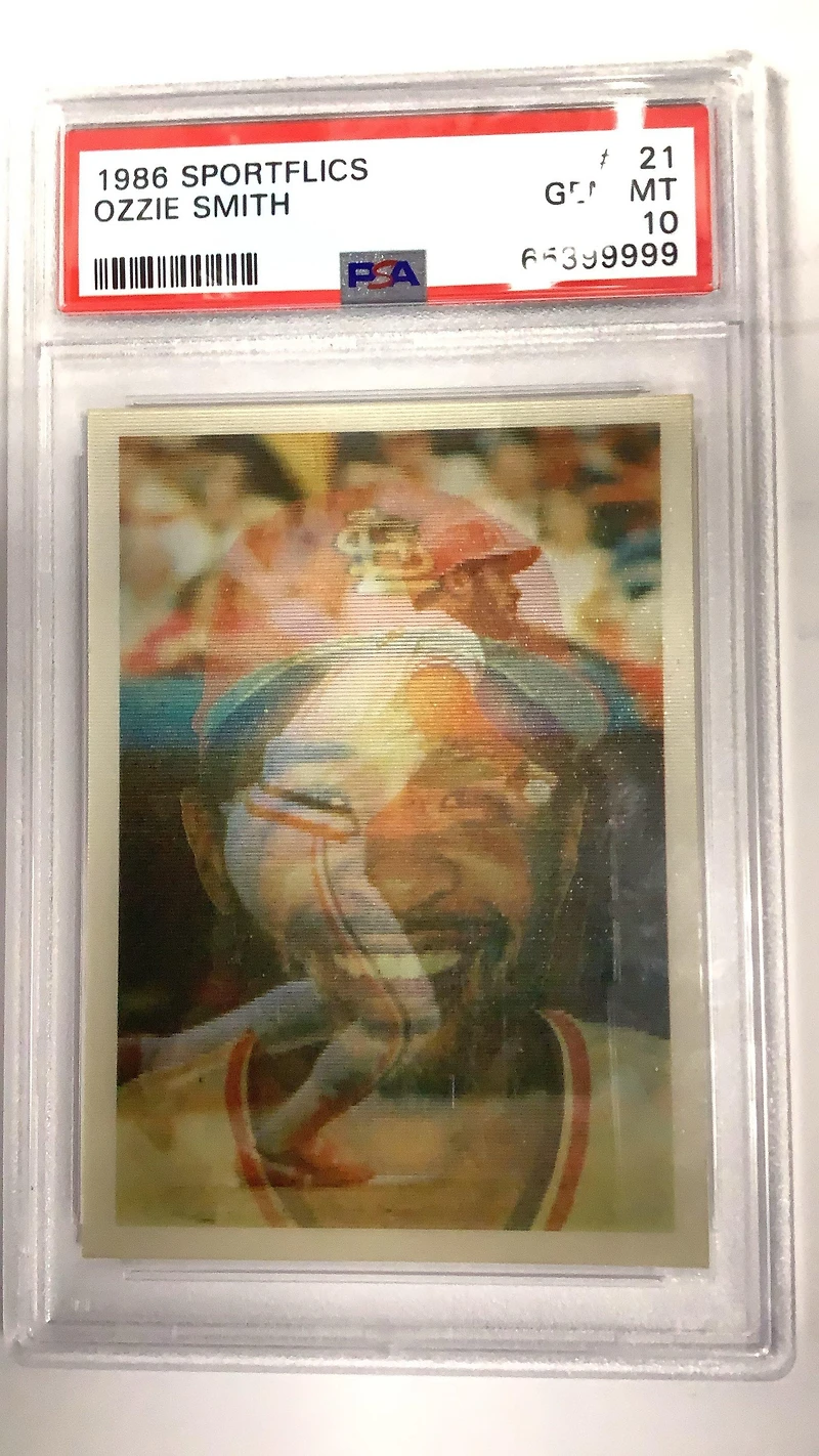 1986 Sportflics 121 Ozzie Smith PSA 10