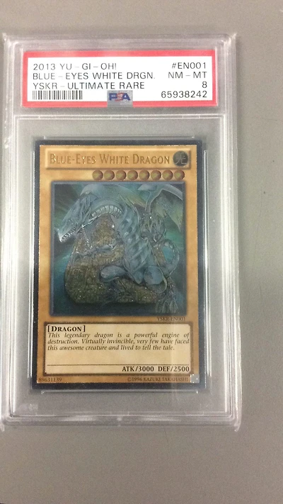 2013 Yu-gi-oh! Starter Deck Kaiba Reloaded En001 Blue-eyes White Dragon Ultimate Rare PSA 8
