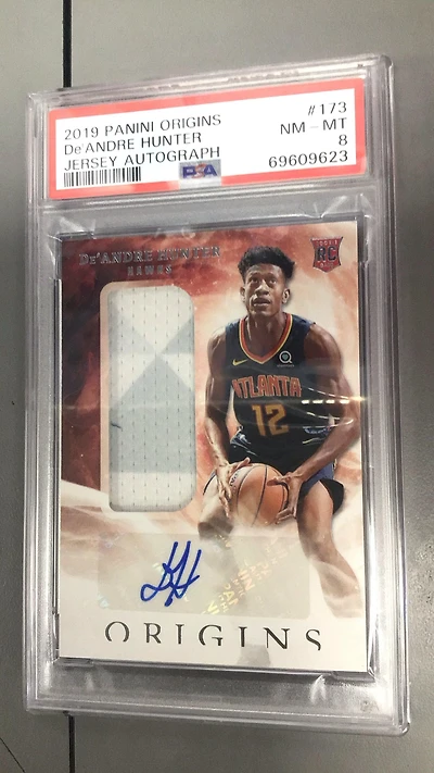 2019 Panini Origins 173 De'andre Hunter Jersey Autograph PSA 8