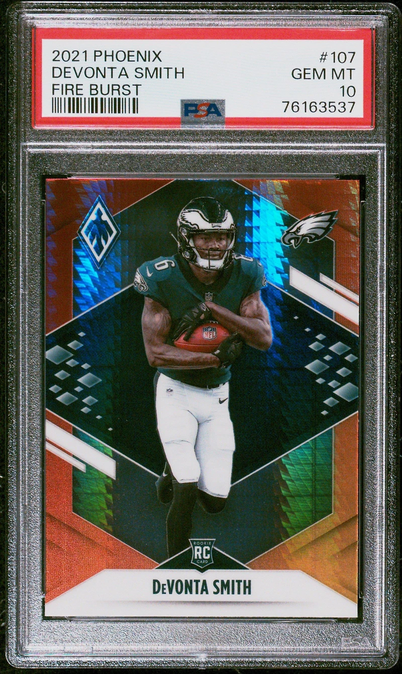 2021 Panini Phoenix 107 Devonta Smith Fire Burst PSA