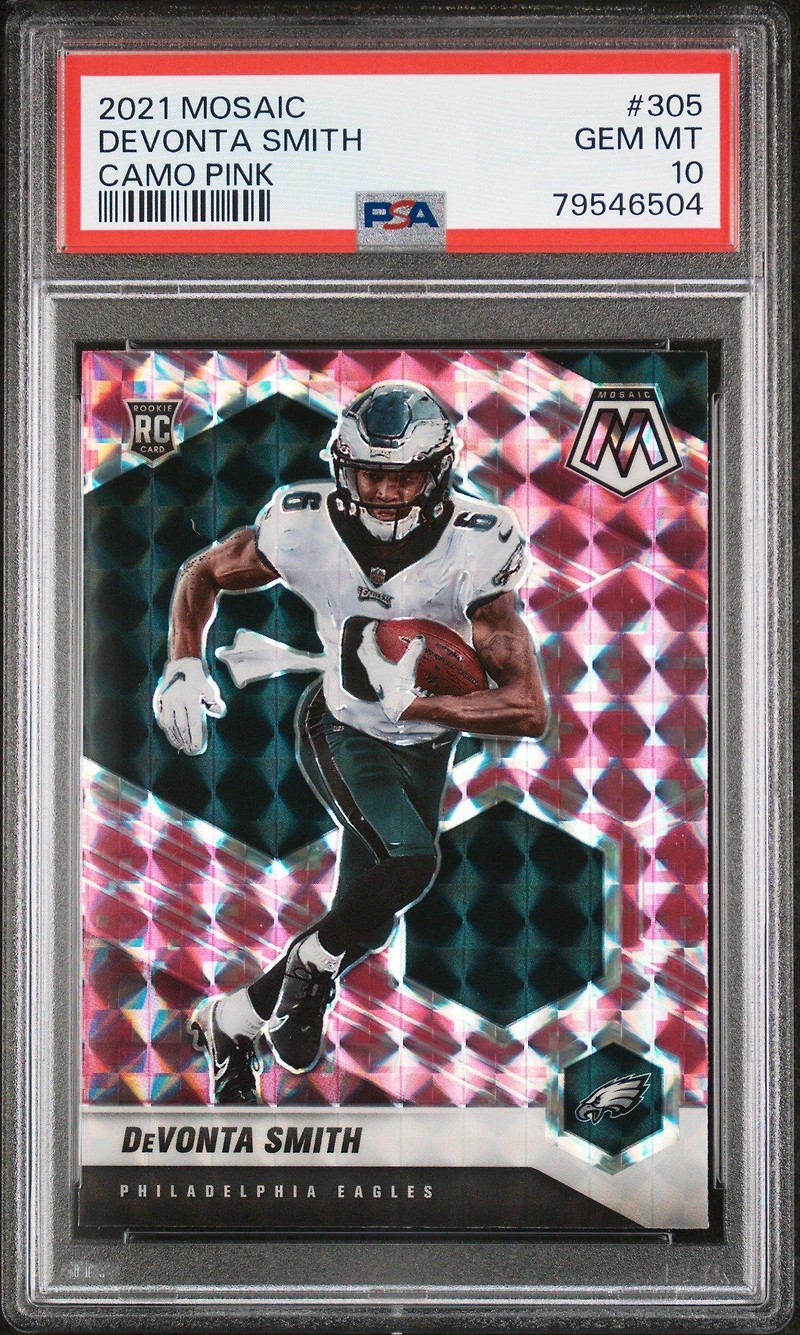 2021 Panini Mosaic 305 Devonta Smith Camo Pink PSA 10