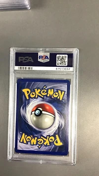 1999 Pokemon Jungle 13 Venomoth-holo 1st Edition PSA 8