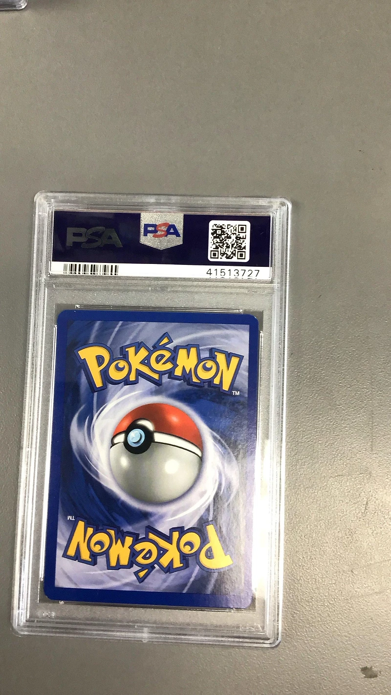 2000 Pokemon Neo Genesis 19 Metal Energy-holo PSA 8