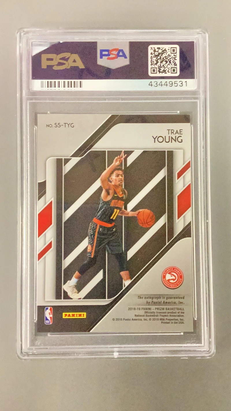 2018 Panini Prizm Sensational Signatures Sstyg Trae Young PSA 10
