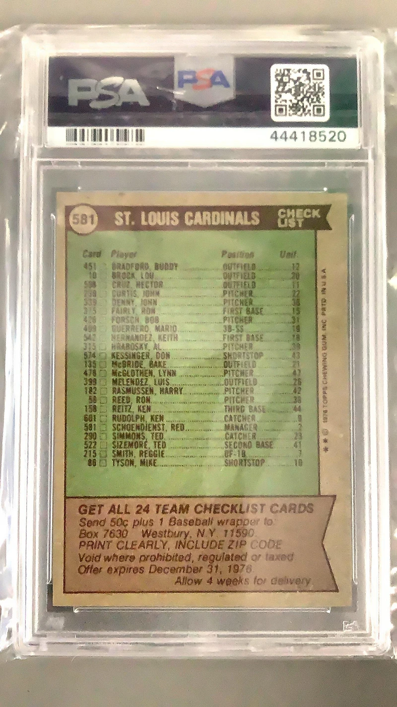 1976 Topps 581 Cardinals Team PSA 9