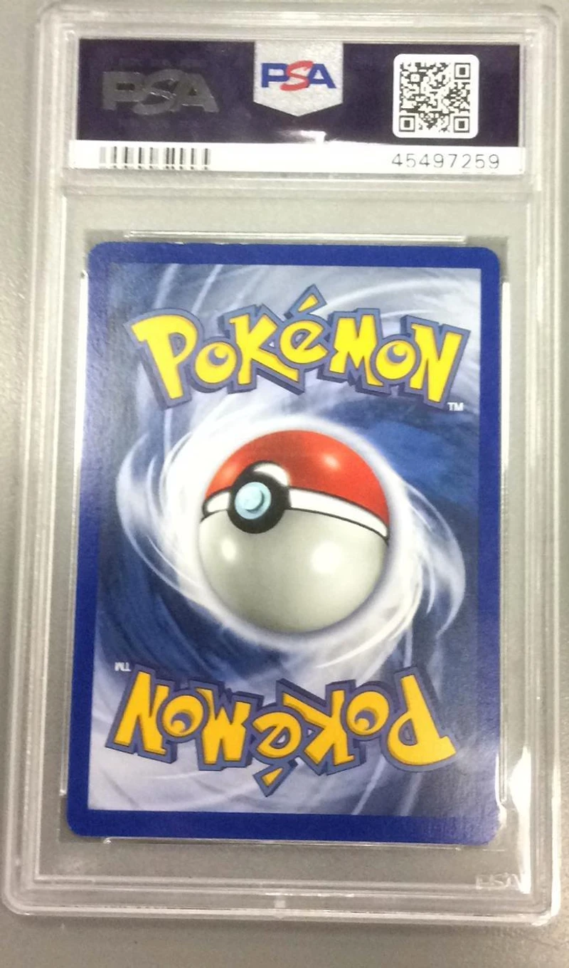 1999 Pokemon Game 3 Chansey-holo 1st Edition PSA 8