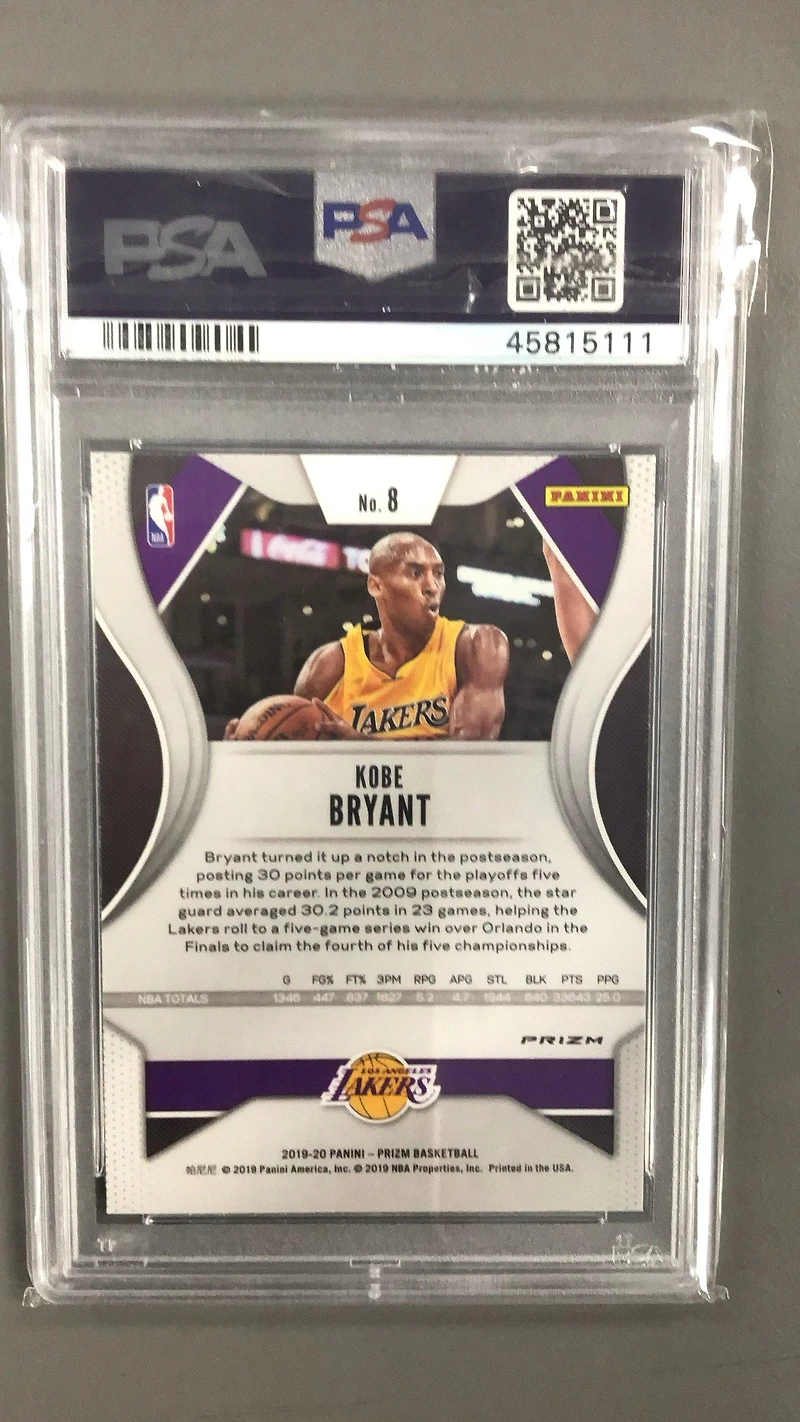 2019 Panini Prizm 8 Kobe Bryant PSA