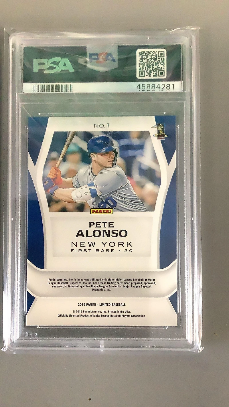 2019 Panini Chronicles Limited 1 Pete Alonso PSA 10