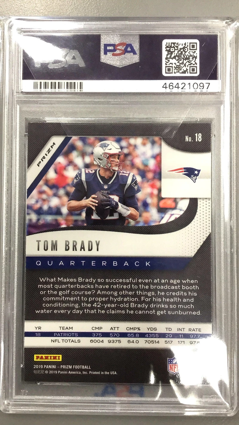 2019 Panini Prizm 18 Tom Brady PSA 10