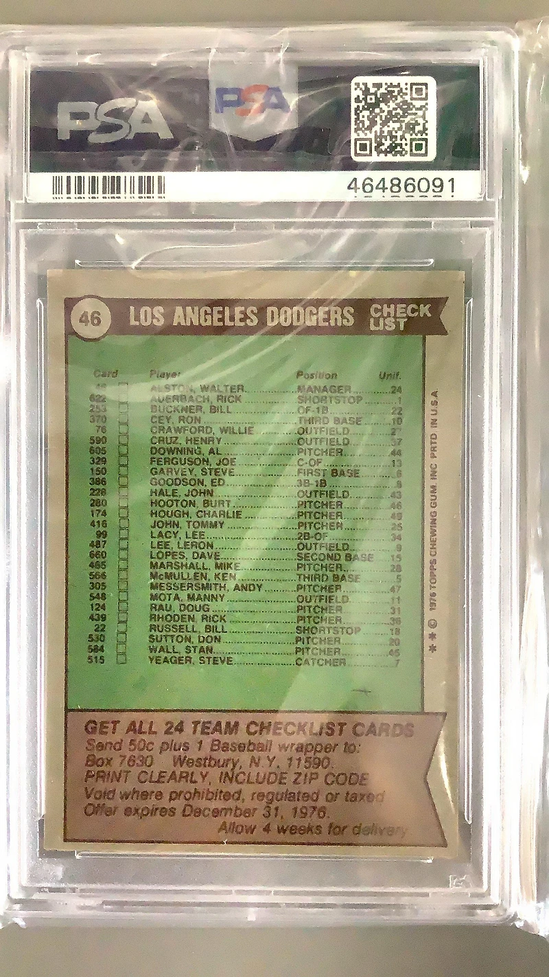1976 Topps 46 Dodgers Team PSA 9