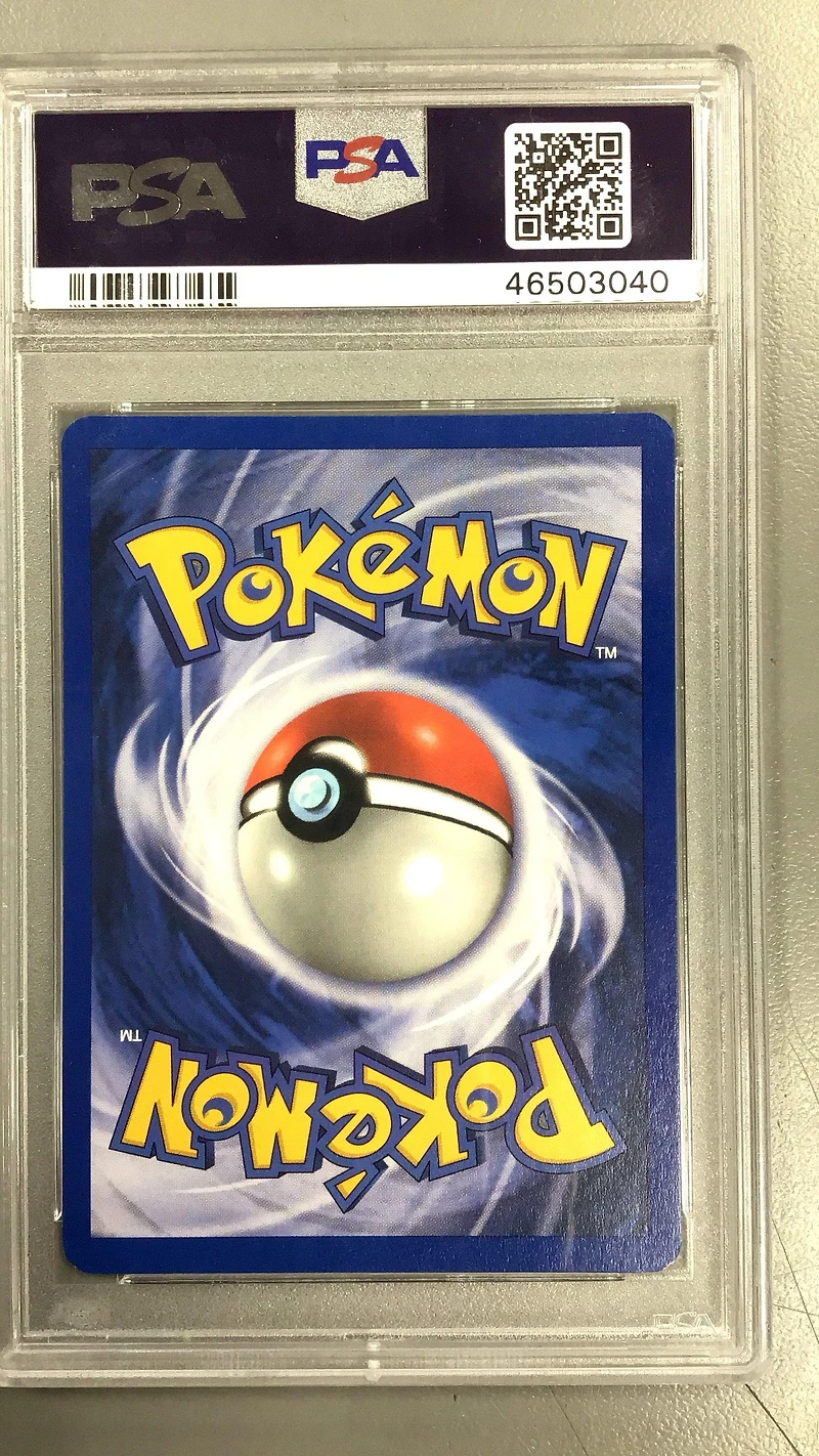 2000 Pokemon Gym Heroes 28 Lt. Surge's Raichu PSA 9