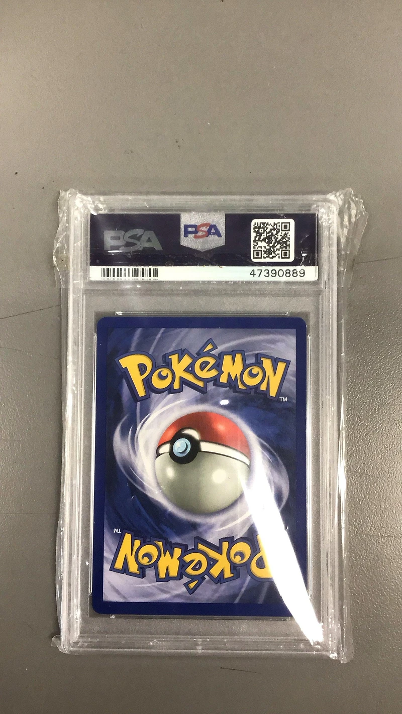 1999 Pokemon Game 9 Magneton-holo Shadowless PSA