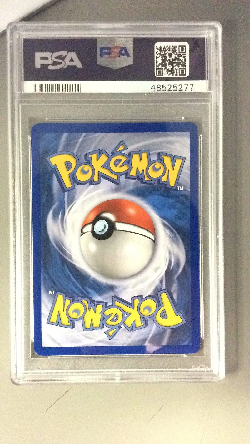 2010 Pokemon Heartgold & Soulsilver Undaunted 10 Umbreon-holo PSA 8