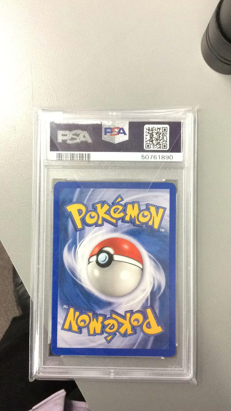 2004 Pokemon Ex Hidden Legends 5 Electrode-holo PSA 9