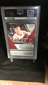 2019 Panini Mosaic Tyler Herro Reactive PSA