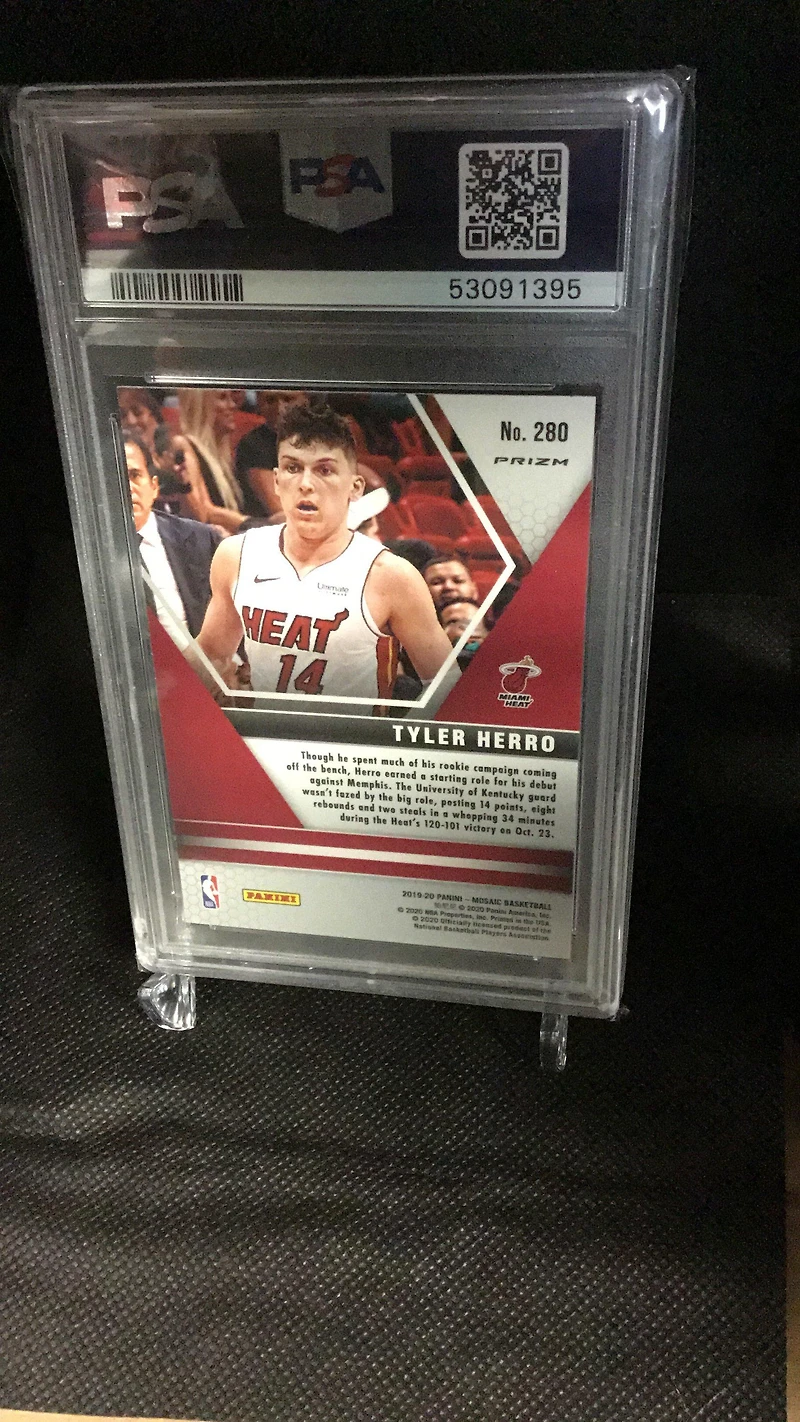 2019 Panini Mosaic 280 Tyler Herro Reactive Blue PSA