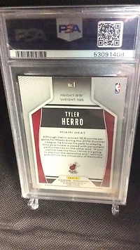 2019 Panini Prizm Instant Impact 1 Tyler Herro PSA 9