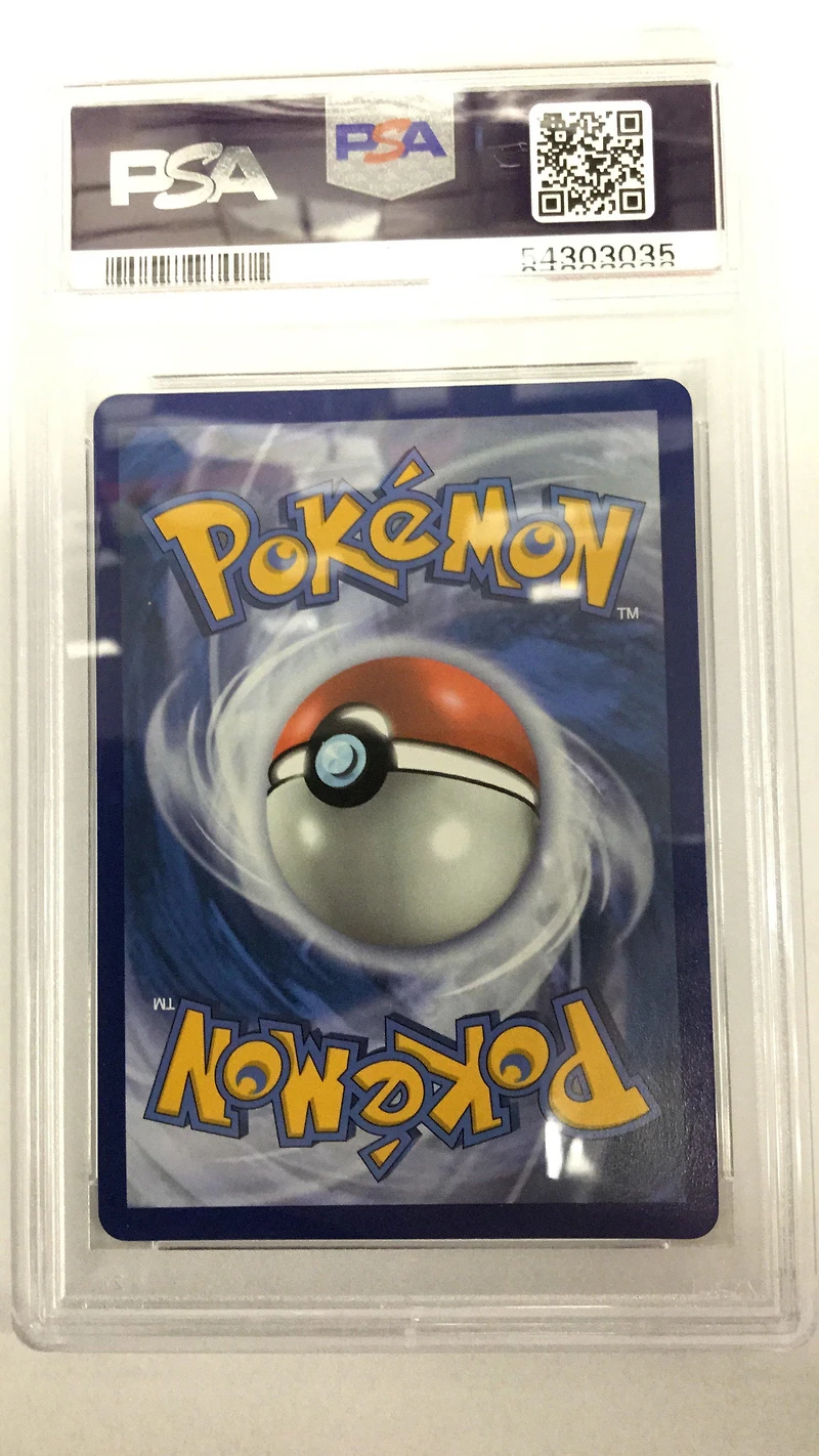 2020 Pokemon Sword & Shield Champion's Path 072 Full Art/grapploct V PSA