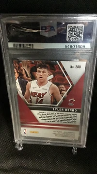2019 Panini Mosaic 280 Tyler Herro PSA 9